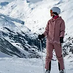 Hotel Und - Smart Alpine Stay